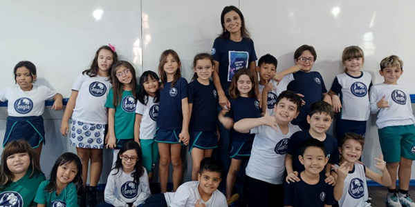 Turma do Colégio Anglo Itu aprende sobre prevenção de acidentes. 